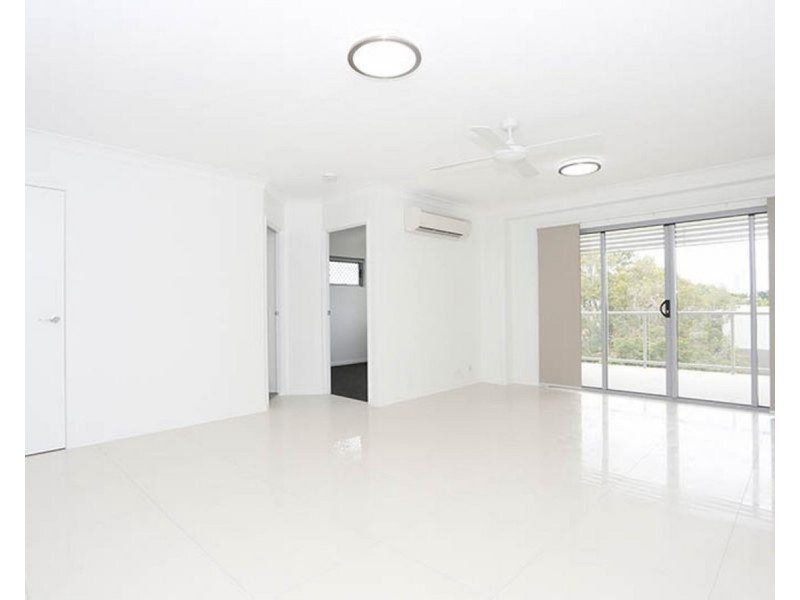 1/143 Cavendish Road, Coorparoo QLD 4151