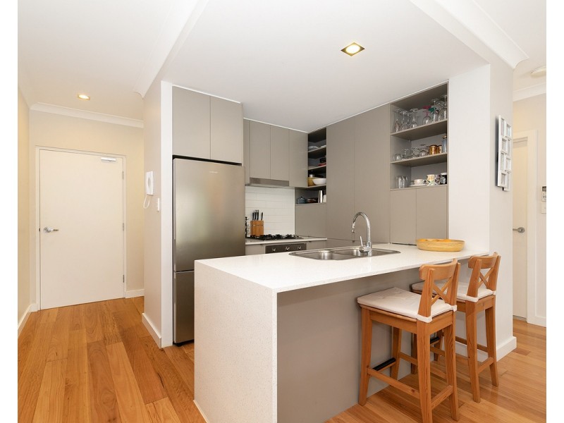 3/66 Overend Street, Norman Park QLD 4170