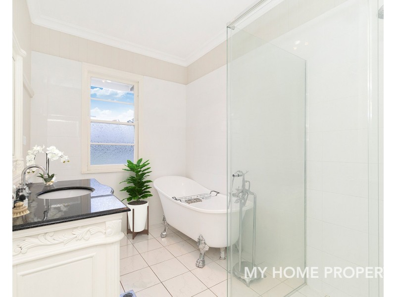 39 Cothill Road, Silkstone QLD 4304