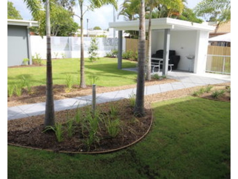 425 Pine Ridge Road, Runaway Bay QLD 4216