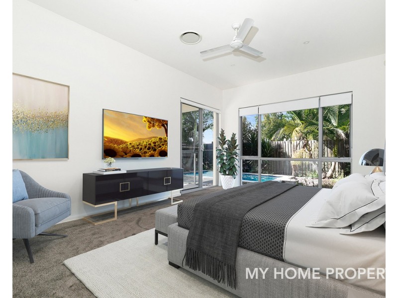 9130 Peter Senior Drive, Hope Island QLD 4212