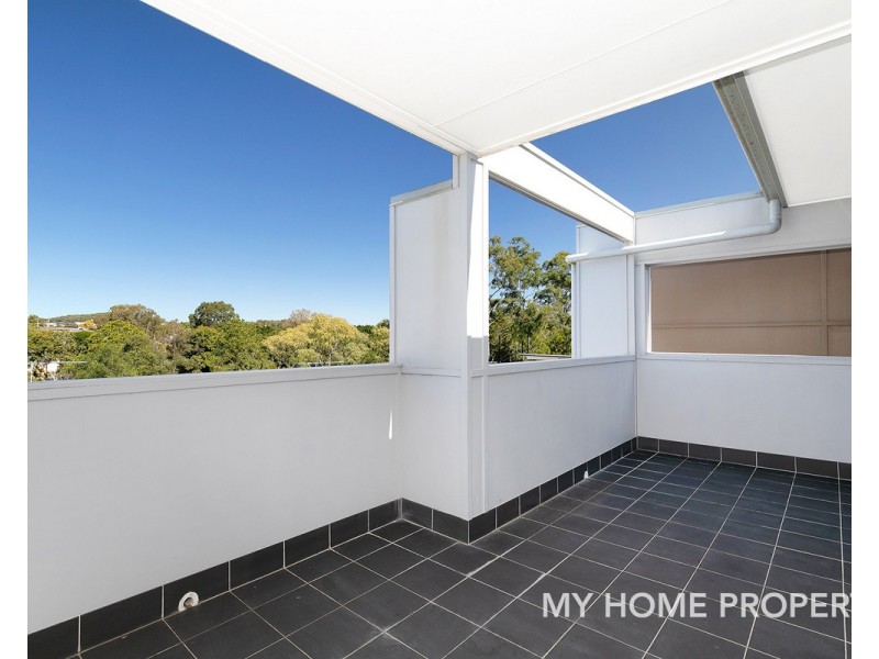 4/108 Nicholson Street, Greenslopes QLD 4120