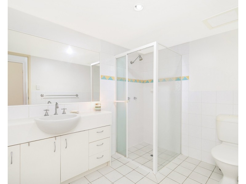 5/175 Merthyr Road, New Farm QLD 4005