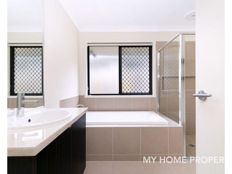 3 Wattle Grove, Boronia Heights QLD 4124