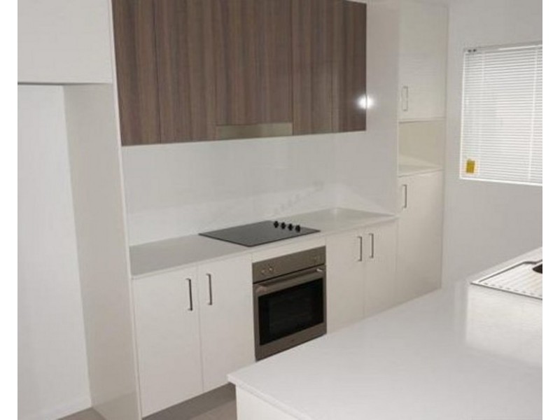 4/18 Charlie Street, Zillmere QLD 4034