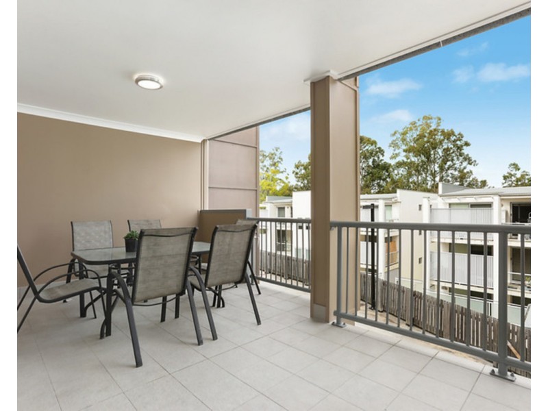 17/102-108 Nicholson Street, Greenslopes QLD 4120