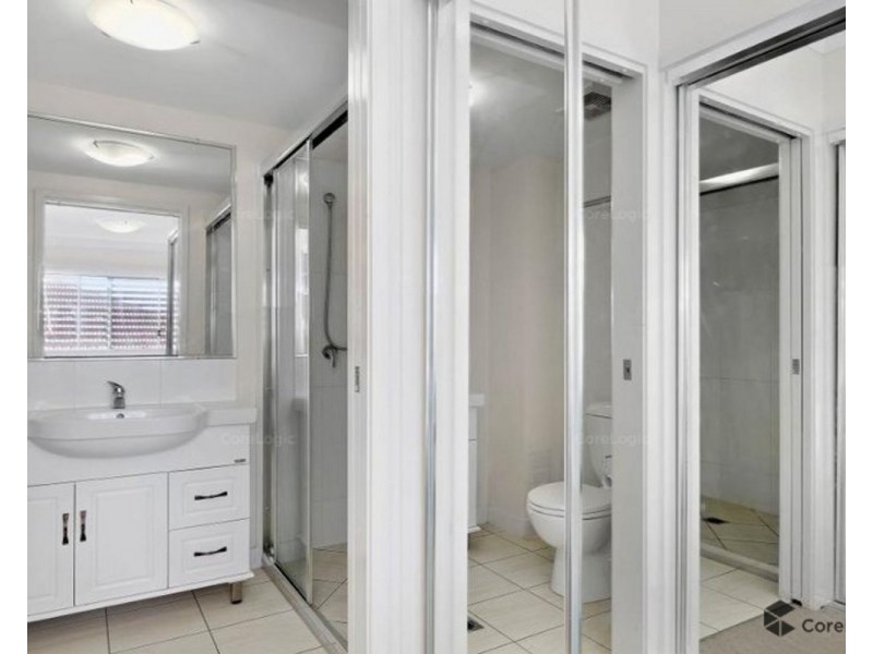 2/60 Ernest Street, Manly QLD 4179