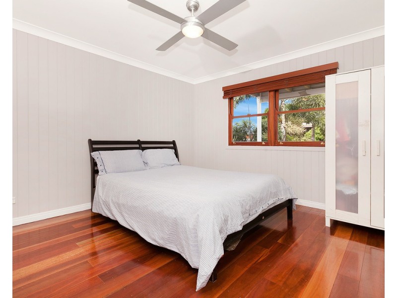 15 Park Street, Hawthorne QLD 4171