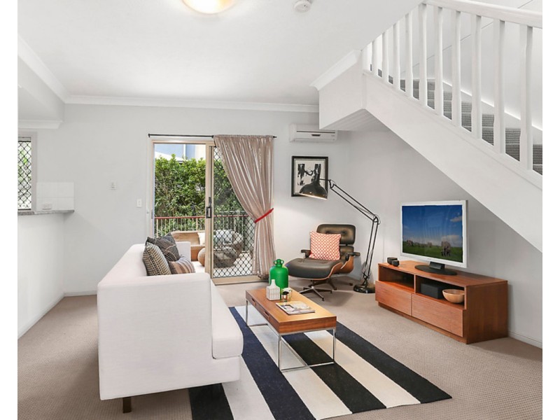 4/55 Riding Road, Hawthorne QLD 4171