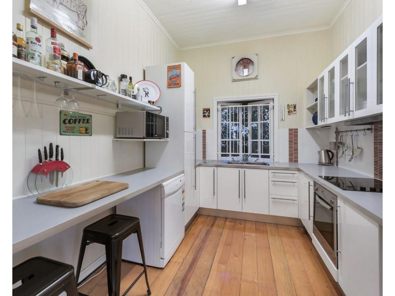 6 Potts Street, East Brisbane QLD 4169