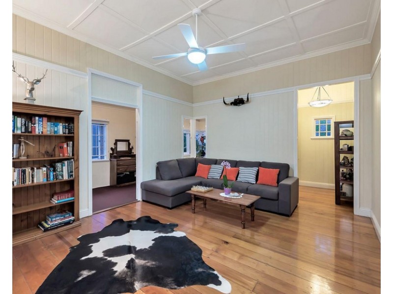 6 Potts Street, East Brisbane QLD 4169