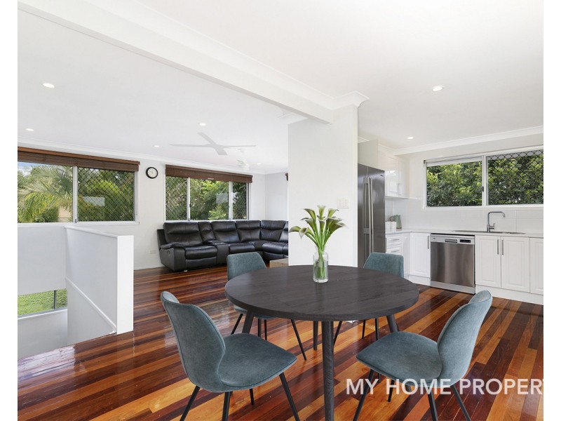 13 Kenthurst Crescent, Rochedale South QLD 4123