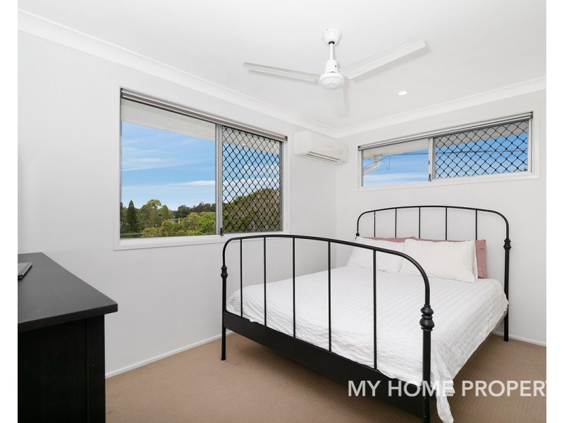 13 Kenthurst Crescent, Rochedale South QLD 4123