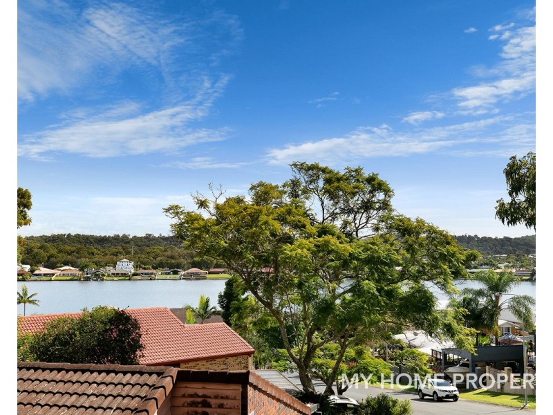 7 Kaffia Crt, Elanora QLD 4221
