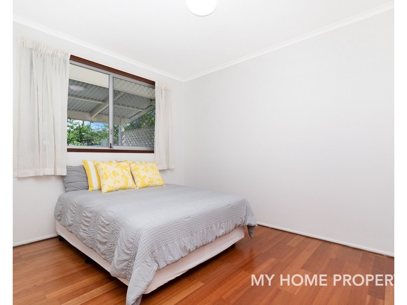 4 Joden Place, Southport QLD 4215