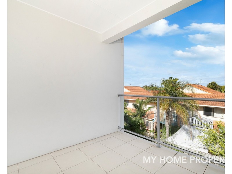 5/425 Pine Ridge Road, Runaway Bay QLD 4216