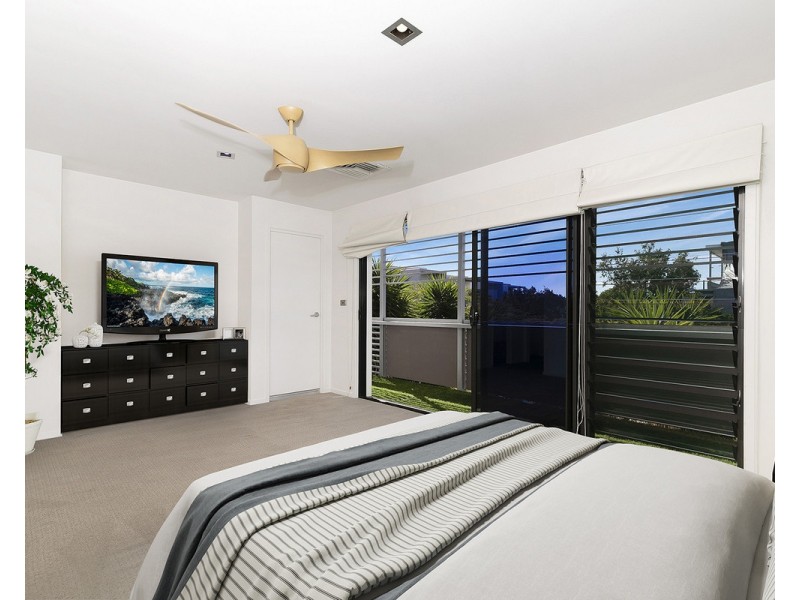 53 Waterline Crescent, Bulimba QLD 4171