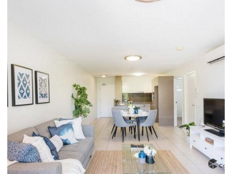 9/11 Riding Road, Hawthorne QLD 4171
