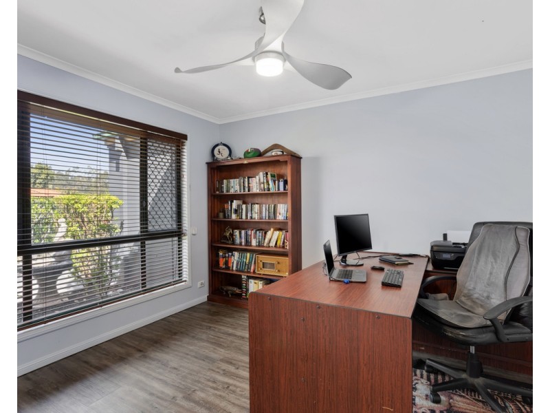 22 Toomba Place, Forest Lake QLD 4078