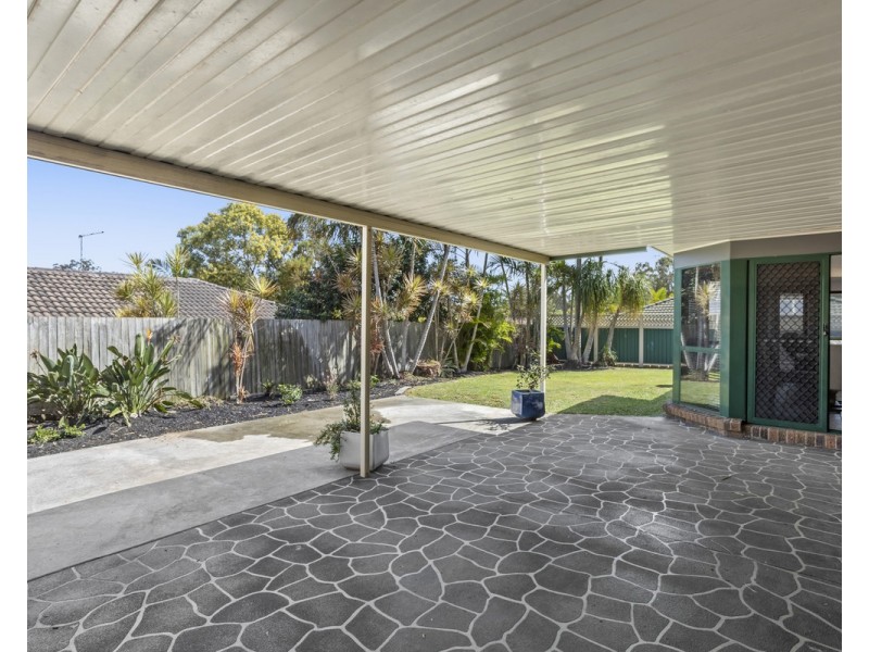 22 Toomba Place, Forest Lake QLD 4078