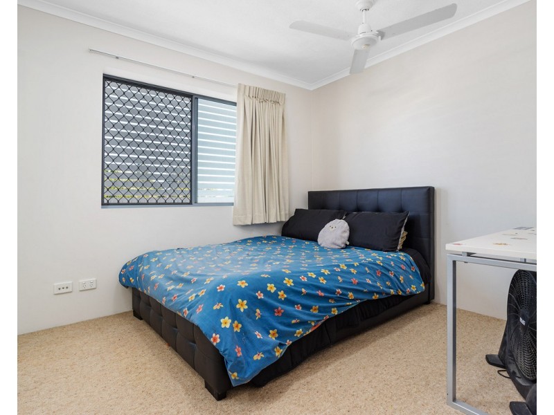 15/8 Ahern Street, Labrador QLD 4215