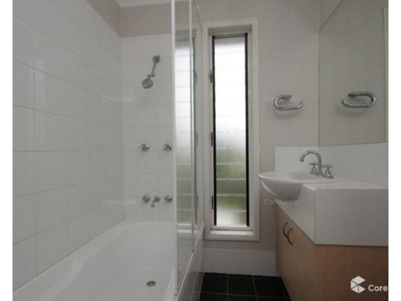 1/15 Austin Street, Wavell Heights QLD 4012