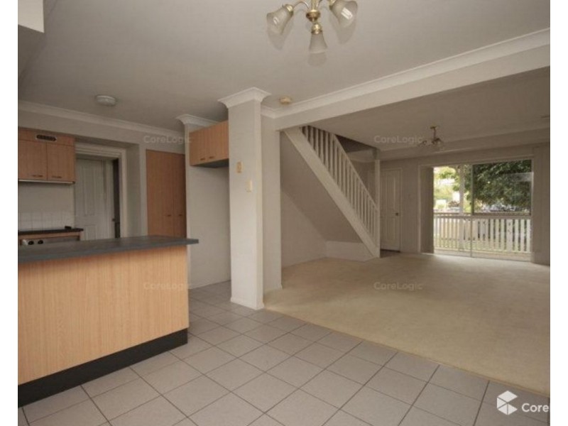 1/15 Austin Street, Wavell Heights QLD 4012