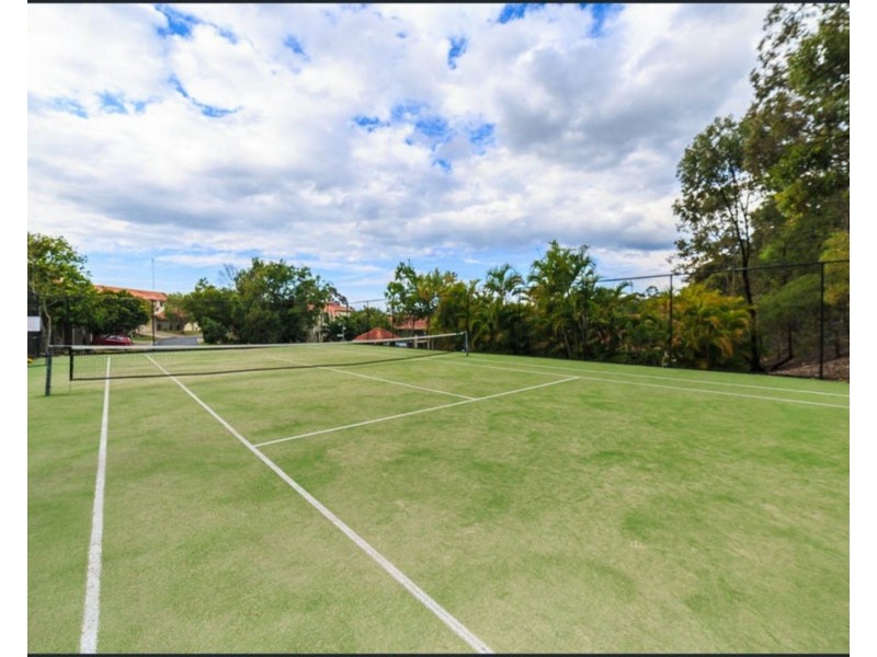 17/3 Arundel Drive, Arundel QLD 4214