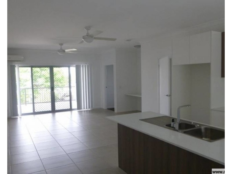 4/18 Charlie Street, Zillmere QLD 4034