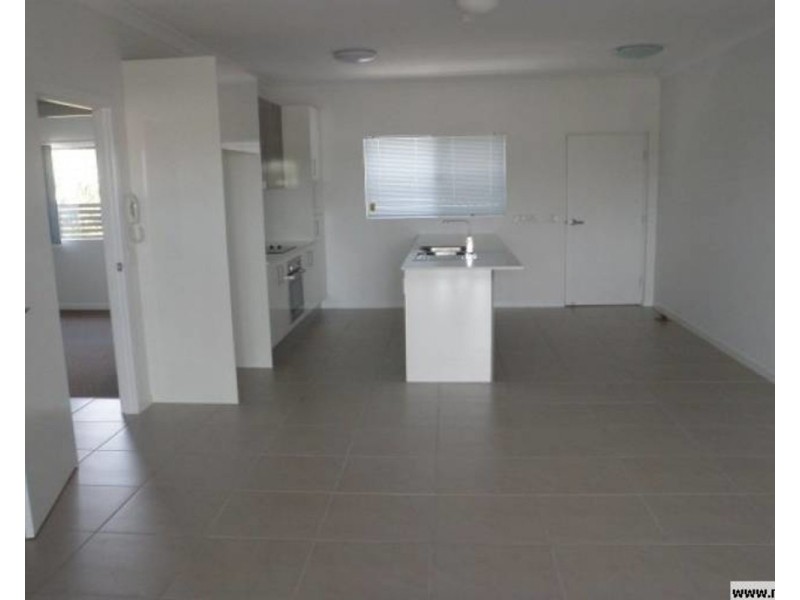 4/18 Charlie Street, Zillmere QLD 4034