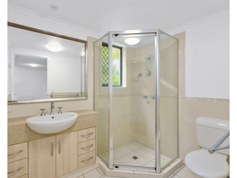 6/160 High Street, Southport QLD 4215