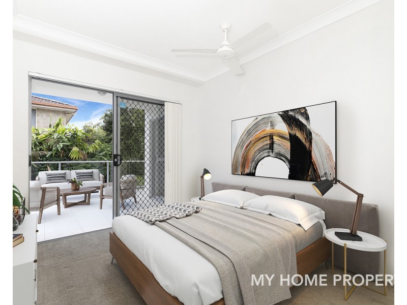 4/425 Pine Ridge Road, Runaway Bay QLD 4216