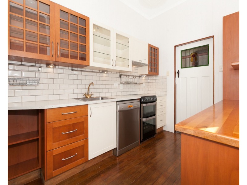 45 Hawthorne Road, Hawthorne QLD 4171