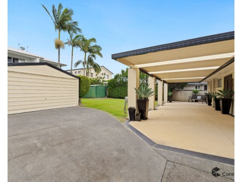 20 Muscovey Avenue, Paradise Point QLD 4216