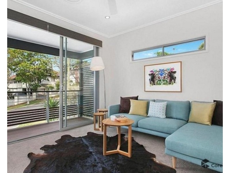 36 Philip Street, Hawthorne QLD 4171