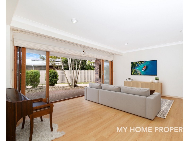 35 Calloway Place, Manly West QLD 4179