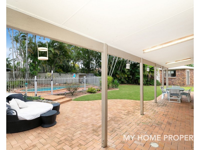 35 Calloway Place, Manly West QLD 4179
