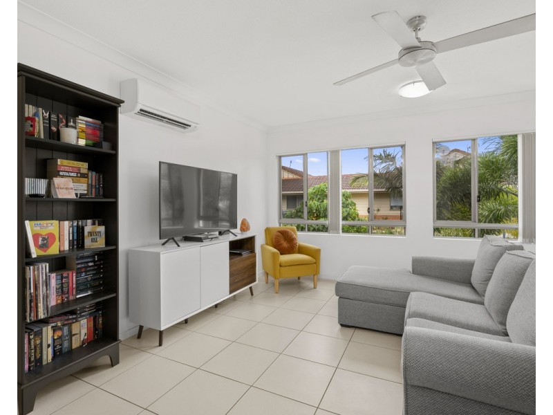 5/425 Pine Ridge Road, Runaway Bay QLD 4216
