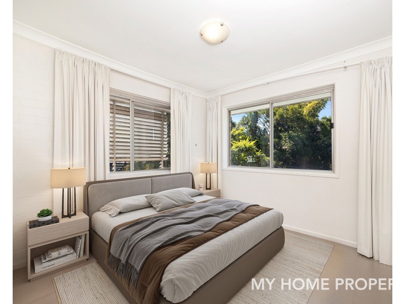 18 Vortigern Street, Carindale QLD 4152