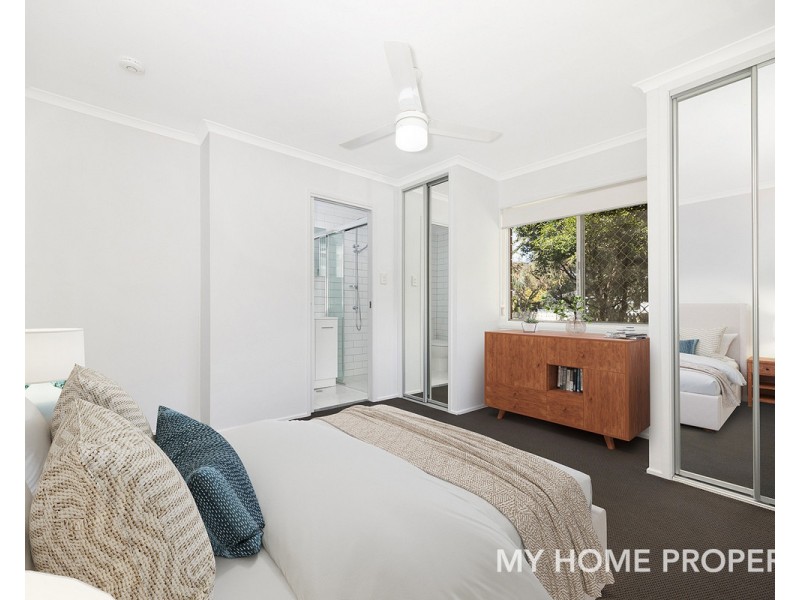 45 Muriel Avenue, Manly West QLD 4179