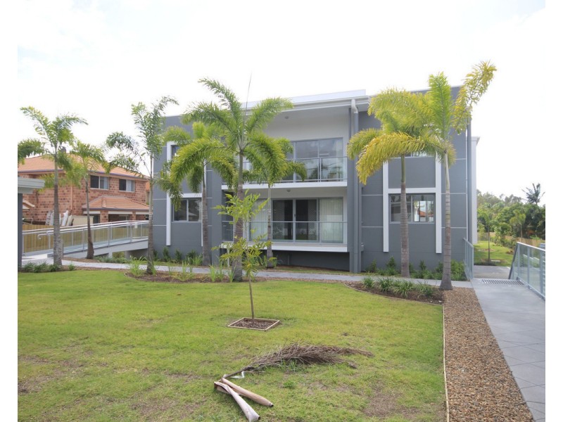 15/425 Pine Ridge Road, Runaway Bay QLD 4216