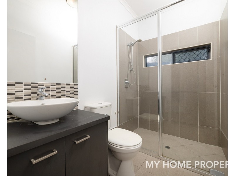 2/100 Bride Street, Wynnum QLD 4178