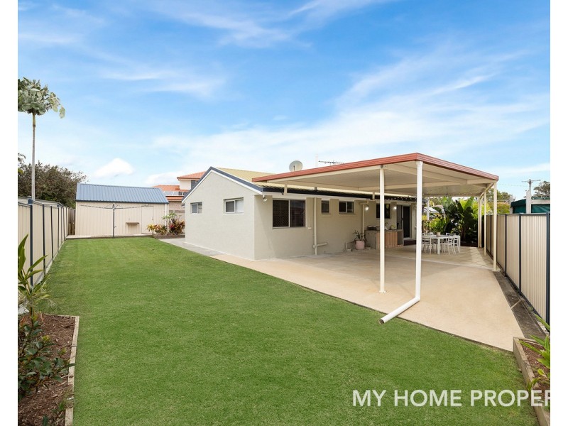 7 Moloii Crescent, Birkdale QLD 4159
