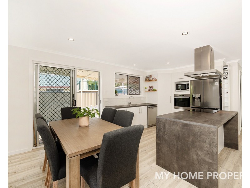 7 Moloii Crescent, Birkdale QLD 4159