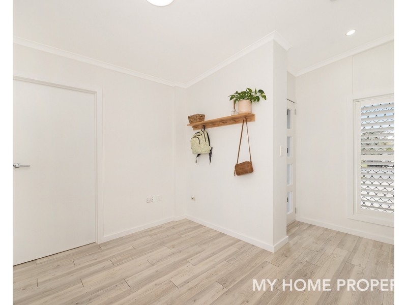 7 Moloii Crescent, Birkdale QLD 4159