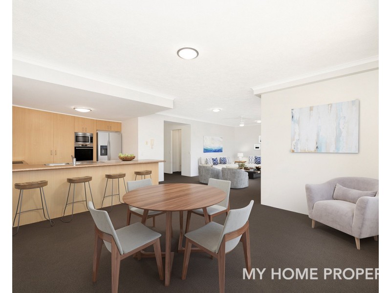 9/4 Proud Street, Labrador QLD 4215