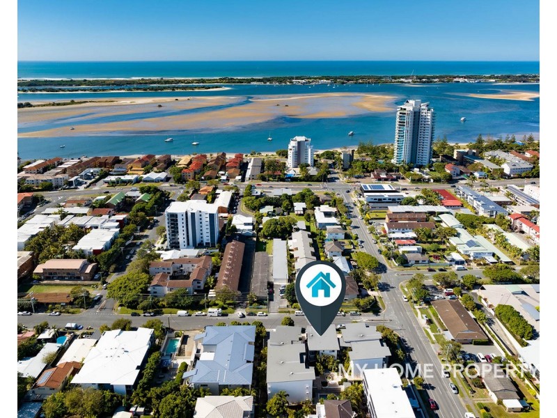 9/4 Proud Street, Labrador QLD 4215