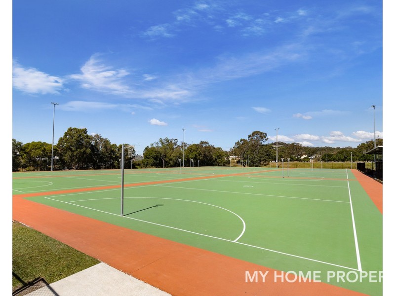 4/6 Coral Street, Beenleigh QLD 4207