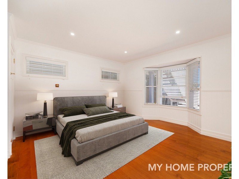 75 Malcolm Street, Hawthorne QLD 4171