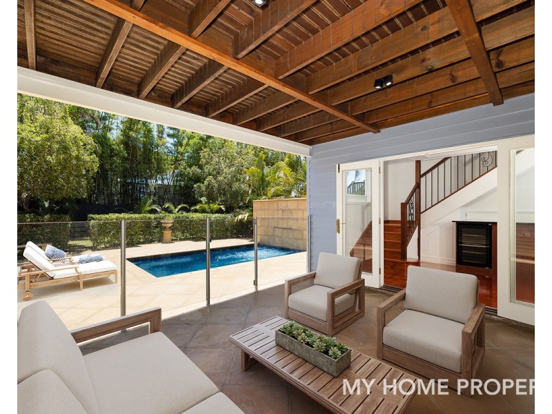 75 Malcolm Street, Hawthorne QLD 4171